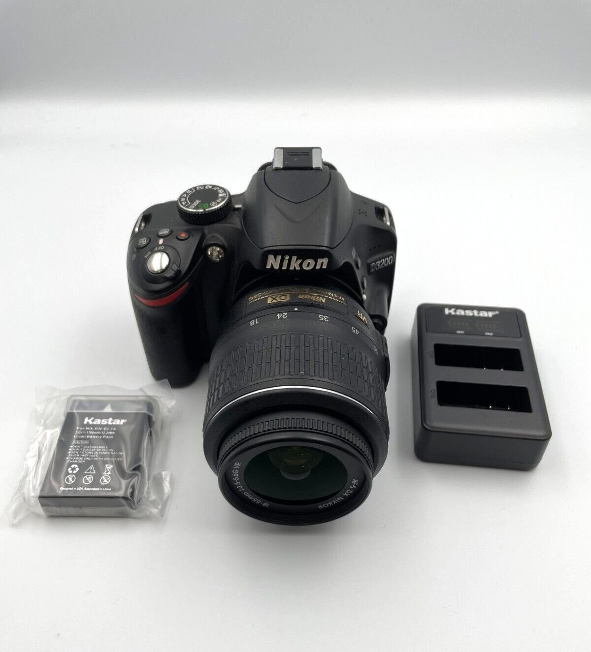 Defective Nikon D3200 DSLR Digital Camera w 18-55mm Lens + 2