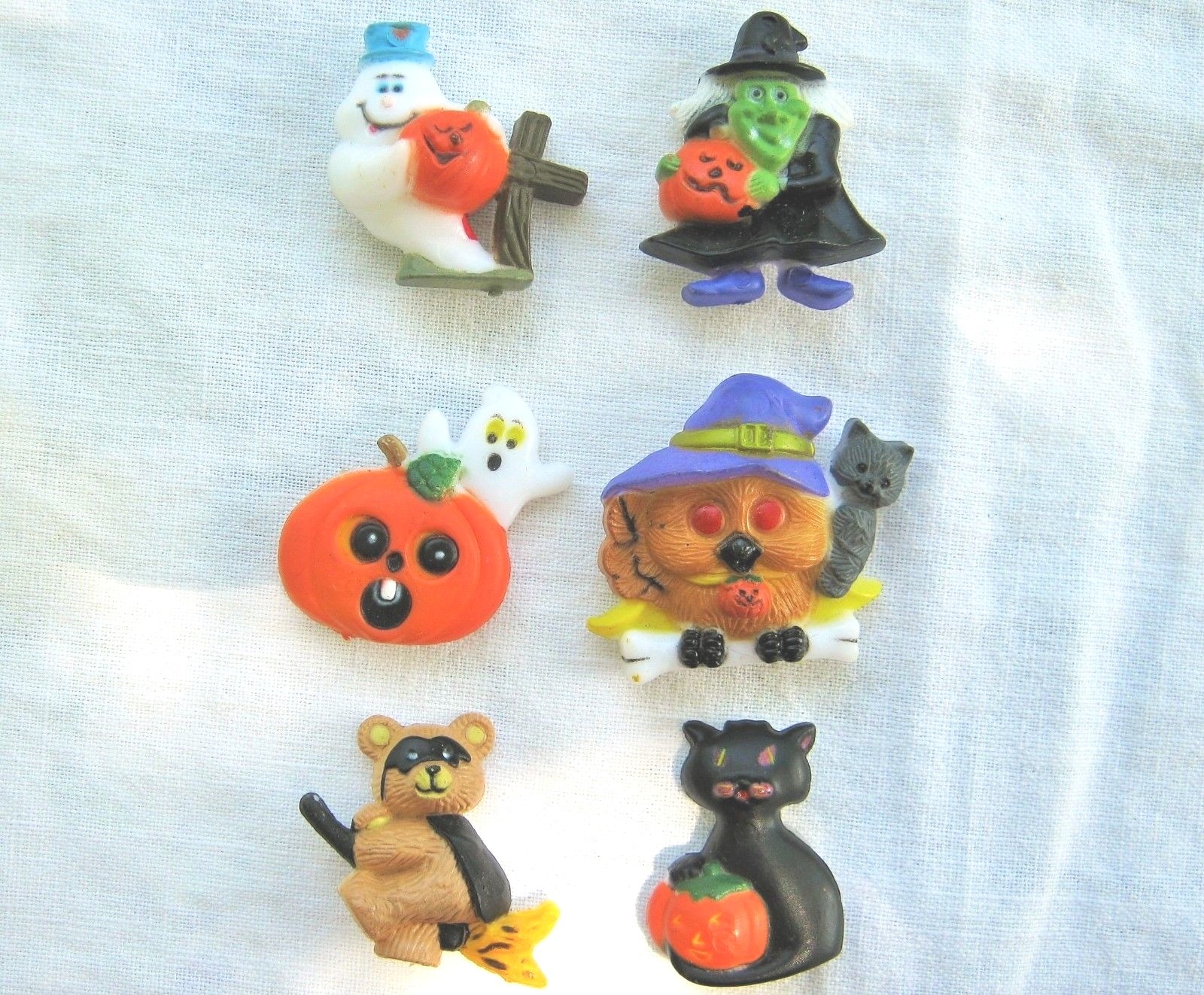 45 Vintage Button Covers Assorted Decorative Matching Fancy Metzke