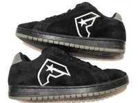 dc shoes with straps