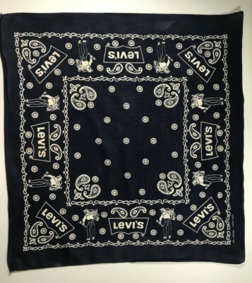 bandana levis