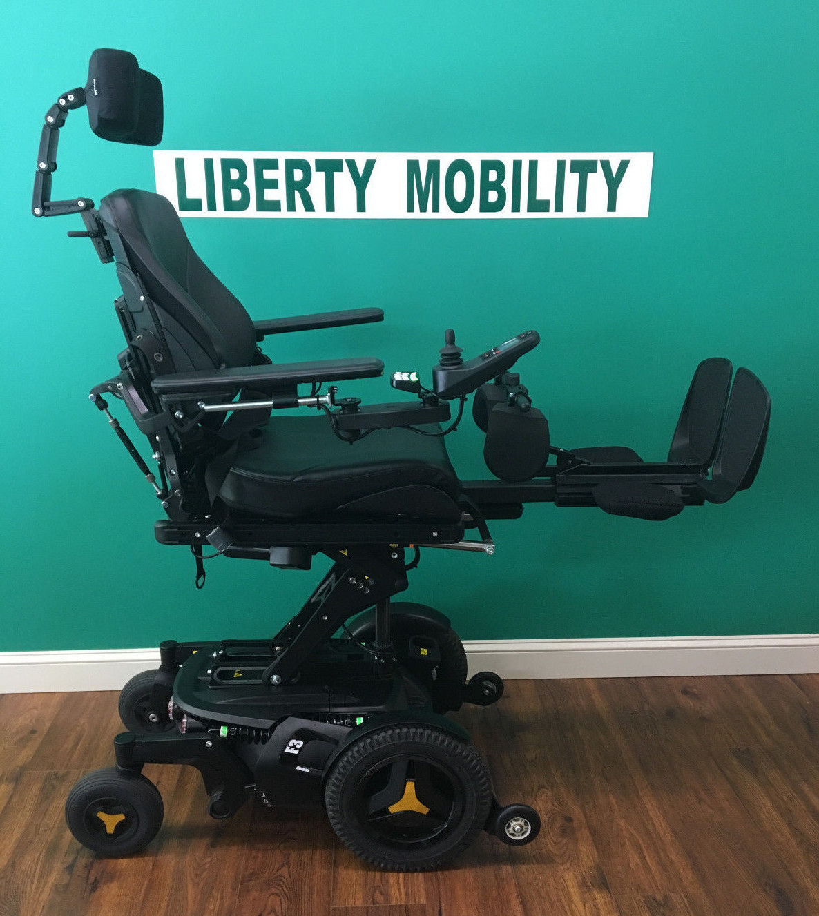 2016 Permobil F3 w/ Power Elevate,Tilt, Recline,Legs,30° Anterior Tilt #LM7299