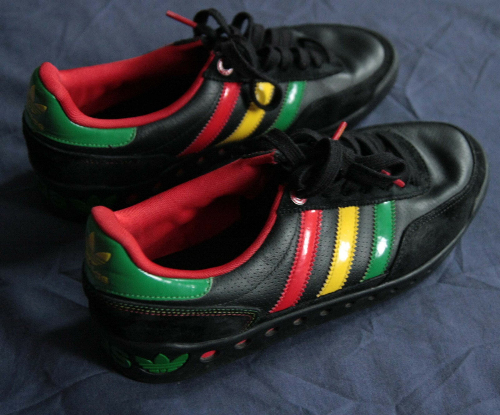 Купить adidas jamaica trainers size 