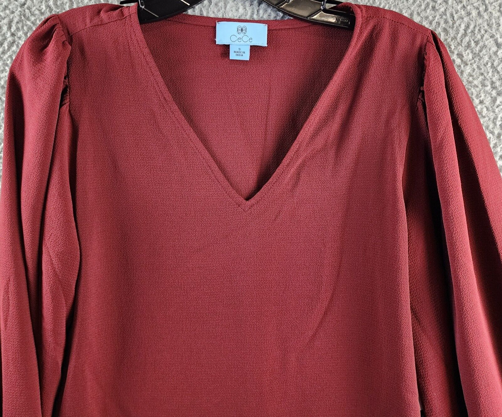 CeCe Solid Smocked-Cuff V-Neck Charmeuse Blouse Women's S Claret Red Long Sleeve - Picture 4 of 15