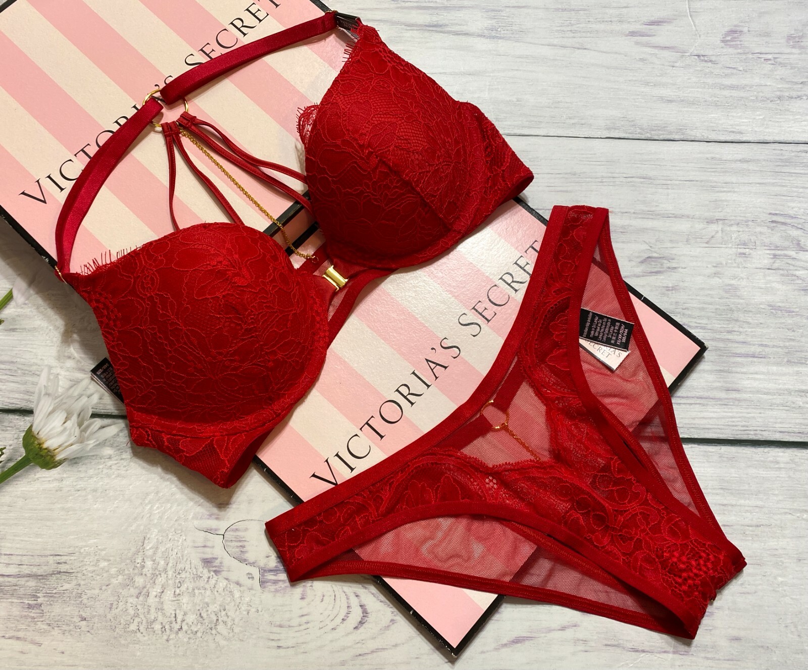 

НОВИНКА Victorias Secret Очень сексуальный бюстгальтер пуш-ап Красное кружевное кольцо Аппаратный бразильский комплект, Красный