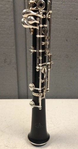 FOX MODEL 400 OBOE IN EXCELLENT PLAYING CONDITION