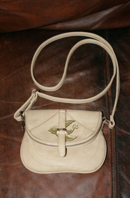 La Diva Crossbody Bag - Unique! EUC!