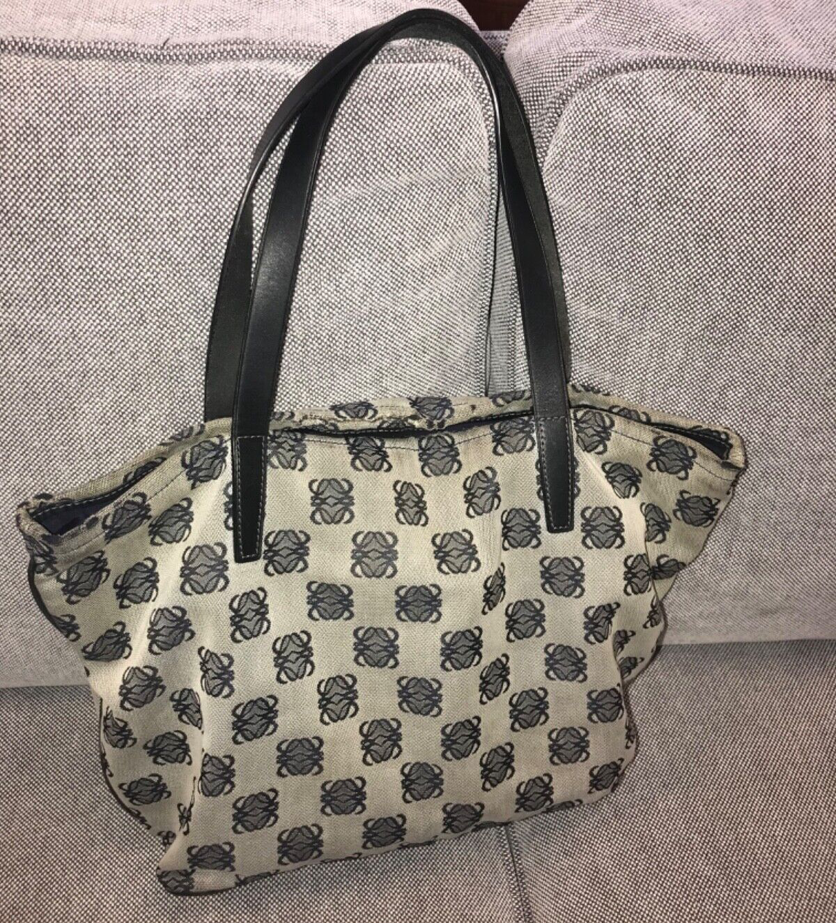 T1188 ロエベ LOEWE ハンドバッグ スエード ネイビー 紺色 美品】 LOEWE / ロエベ | 2way ショルダー付き ハンモック