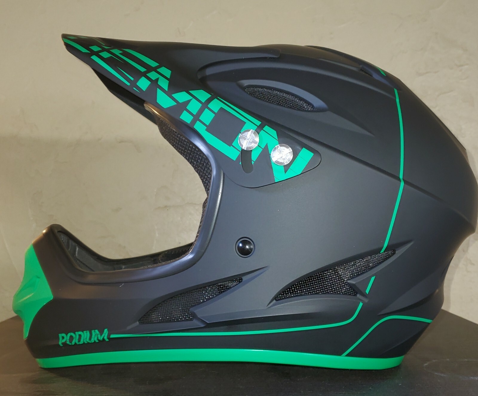 Demon Podium Full Face Mountain Bike 
