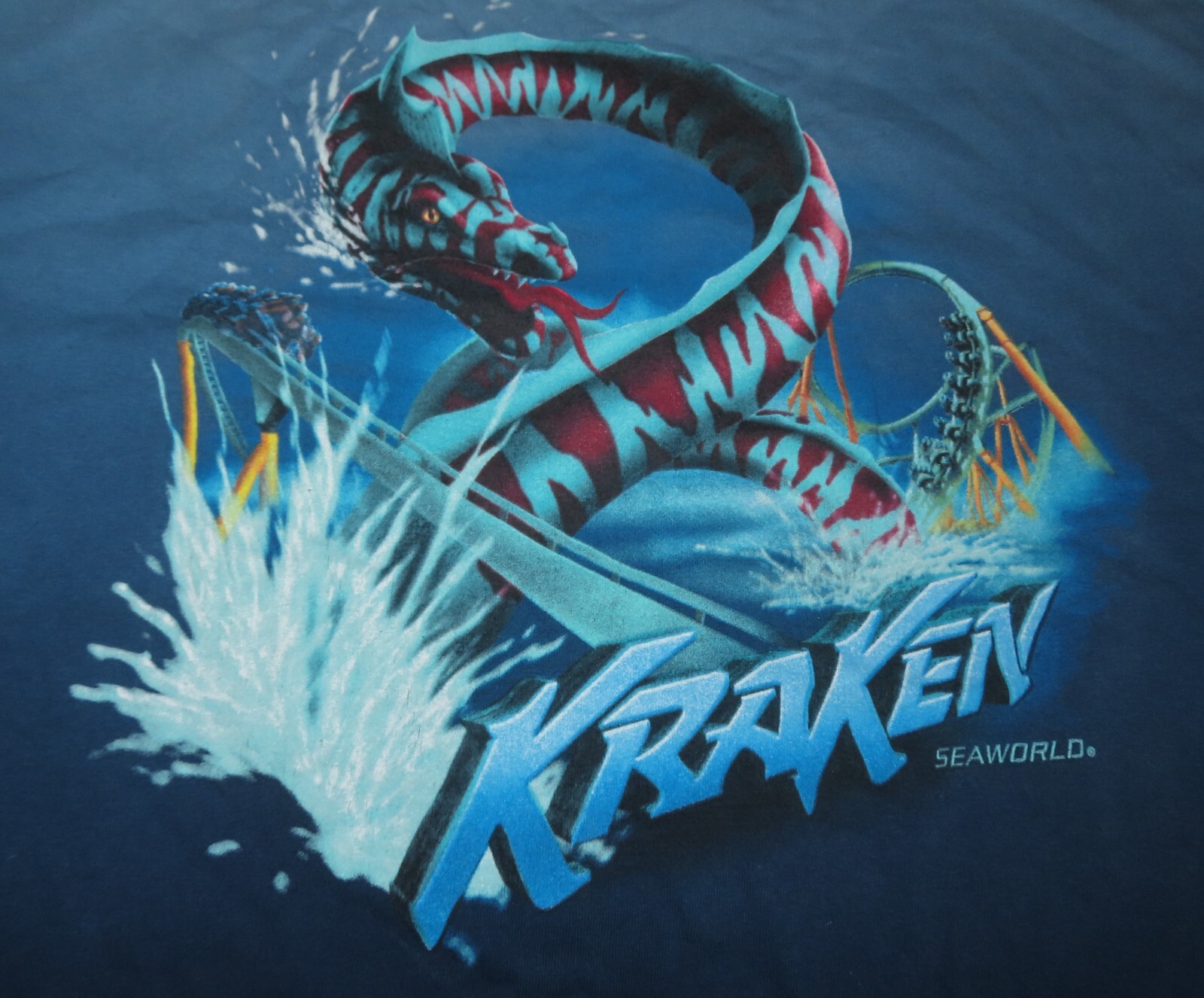 Vintage Anvil Label - KRAKEN Roller Coaster SEAWORLD (2XL