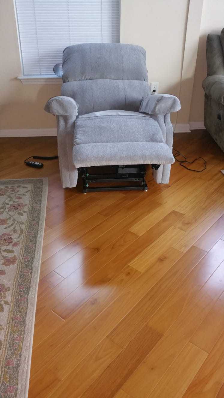 Pride Mobility Infinity Collection Power Lift Recliner LC-525i