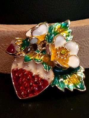 BETSEY JOHNSON Lovely Strawberry and Dainty Flora Brooch Pin