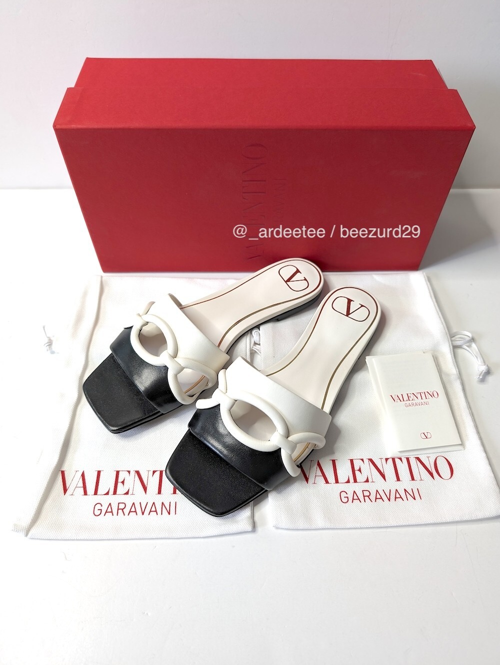 VALENTINO GARAVANI CHAIN 1967 LEATHER SANDALS $890 (BLACK