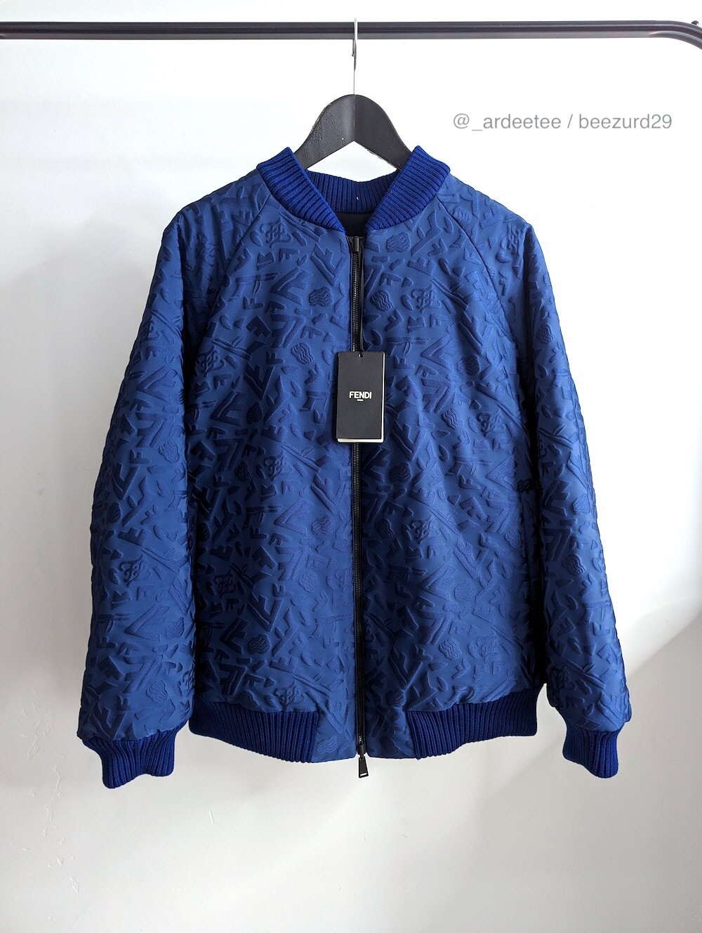 ジャケット FENDI Reversible patchwork silk bomber Fendi Reversible Patchwork Silk Bomber | italist