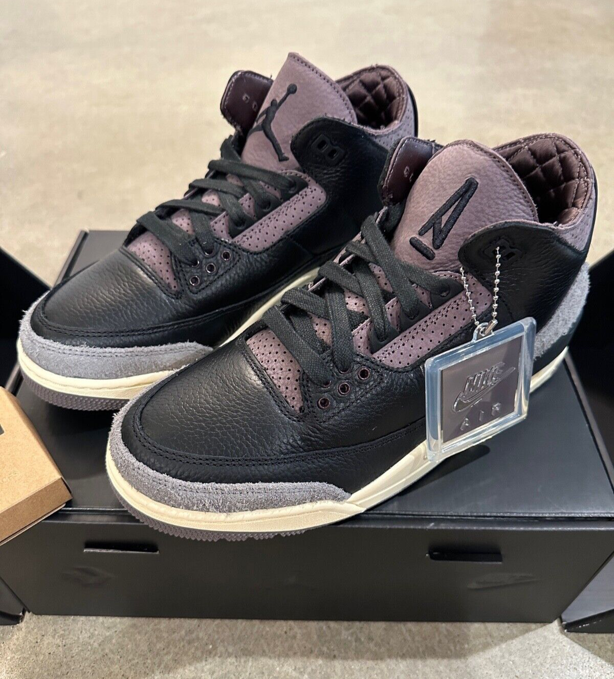 靴 A Ma Maniere Nike Air Jordan 3 (28WMNS) Jordan 3 Retro SP A Ma Maniére (Women's) - DH3434-110 - US