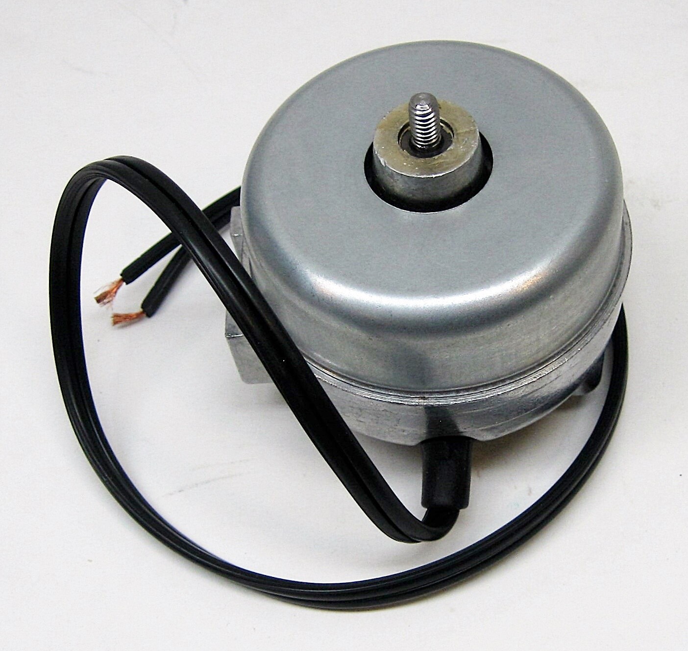 WP5109 2 Watt Refrigerator Condensor Fan Motor Whirlpool Kenmore