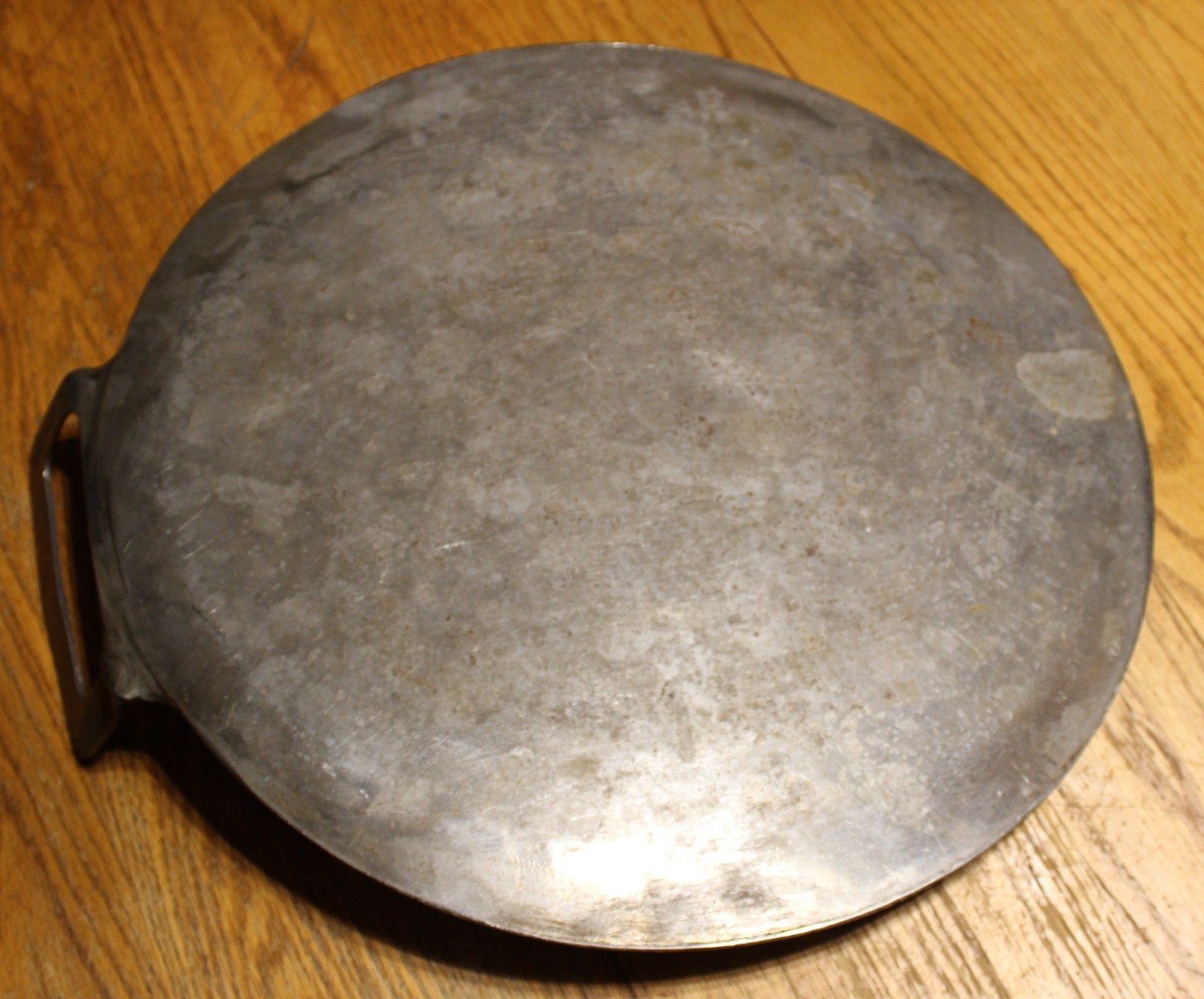 Vintage Metal used 36-part Dough Divider Rounder Rounding Plate