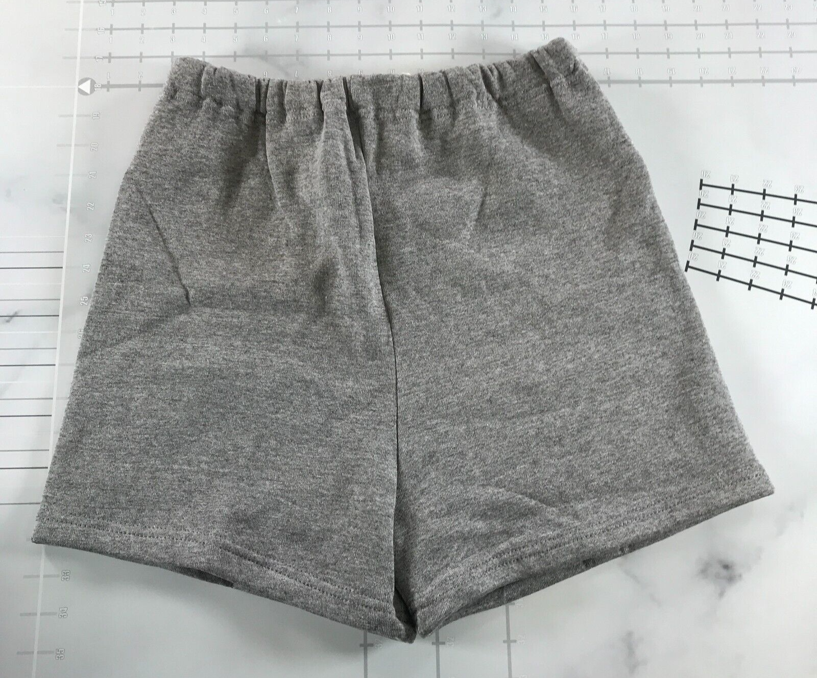 Vintage Russell Athletic Sweat Shorts Mens Medium Heather Grey Elastic Waist