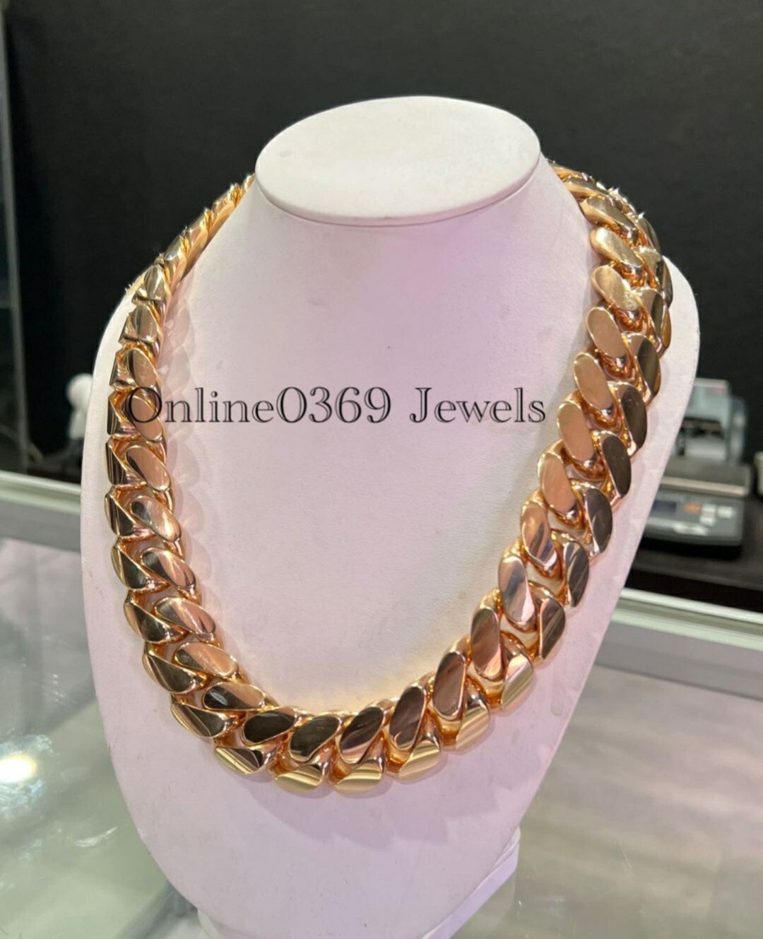 Pre-owned Online0369 Men's 22mm Wide And 22" Long Cuban Necklace Chain In 14k Rose Gold Plated Silver In White