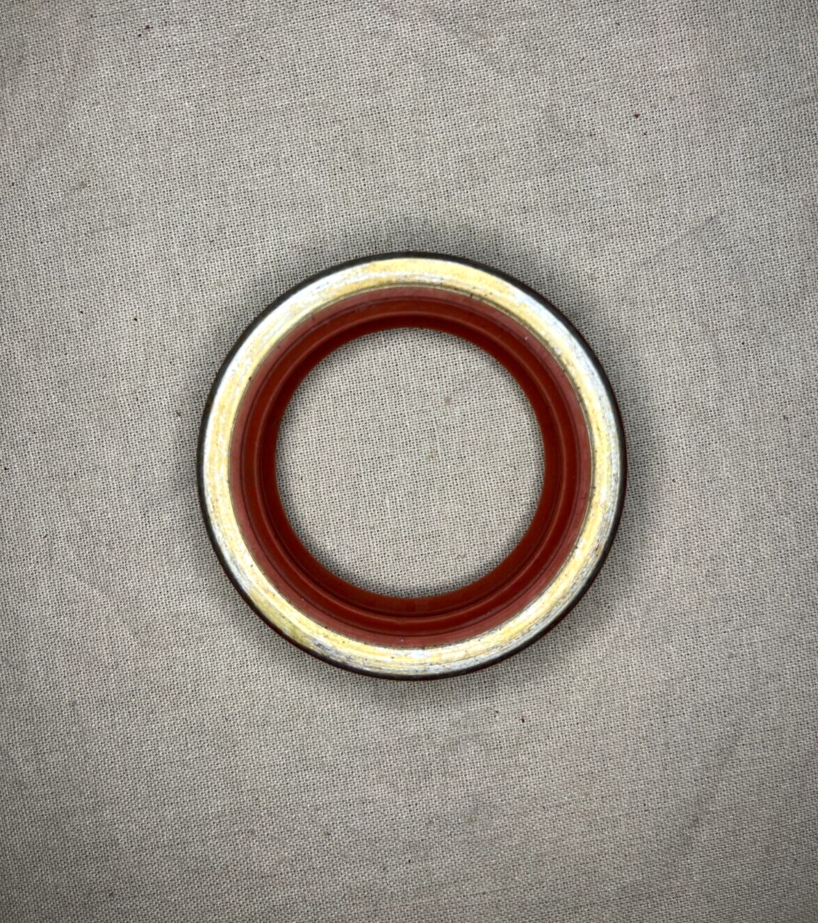 M548 & M548A1 6 TON CARRIER PLAIN ENCASED SEAL 10946817 M548 & M548A1 6 TON CARRIER PLAIN ENCASED SEAL 10946817