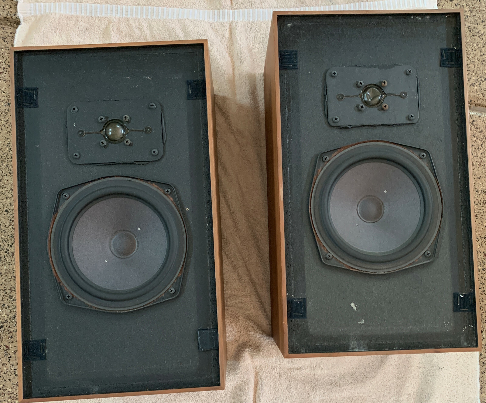 Braun/ ADS L400 speakers 