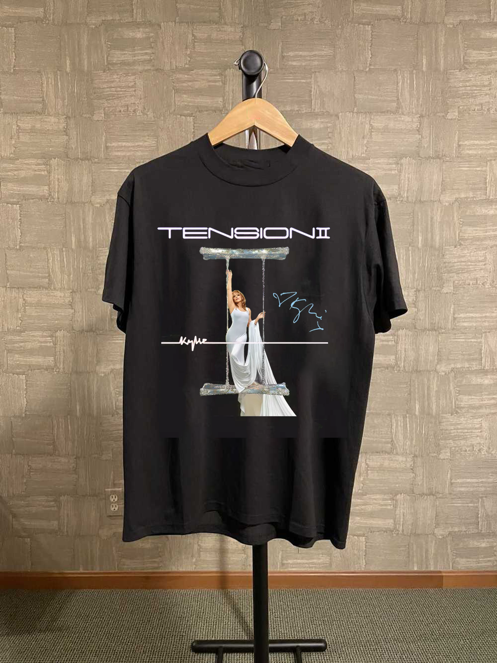 カイリーミノーグTension Tour Tシャツ　XLサイズ カイリーミノーグTension Tour Tシャツ XLサイズ Kylie Minogue