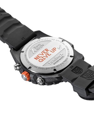 Pre-owned Luminox Xb.3741 Bear Grylls Survival Chronograph W. Compass Mens