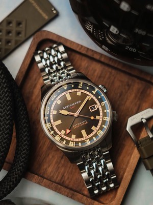 Pre-owned Spinnaker Sp-5121-22 Mens Watch Bradner Gmt Automatic 42mm 18atm
