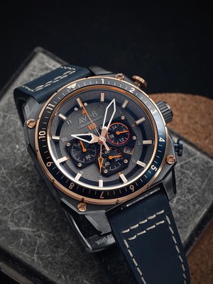 Pre-owned Avi-8 Av-4100-07 Hawker Hunter Dual Time