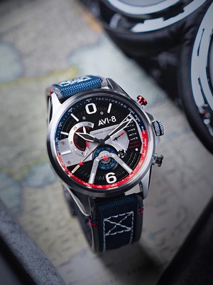 Pre-owned Avi-8 Av-4056-09 Hawker Harrier Dual Retrograde