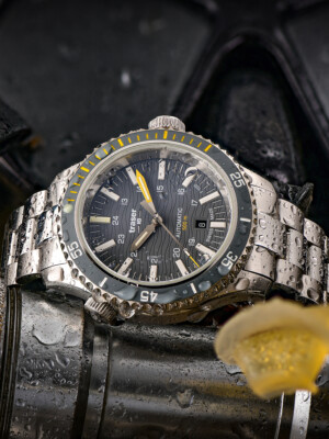 Pre-owned Traser H3 110332 P67 Diver Automatic T100 Grey 46mm 50atm