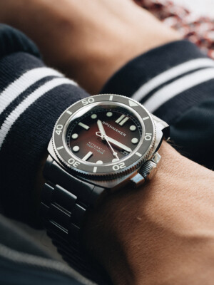 Pre-owned Spinnaker Sp-5088-33 Hull Diver Automatic Mens Watch 42mm 30atm