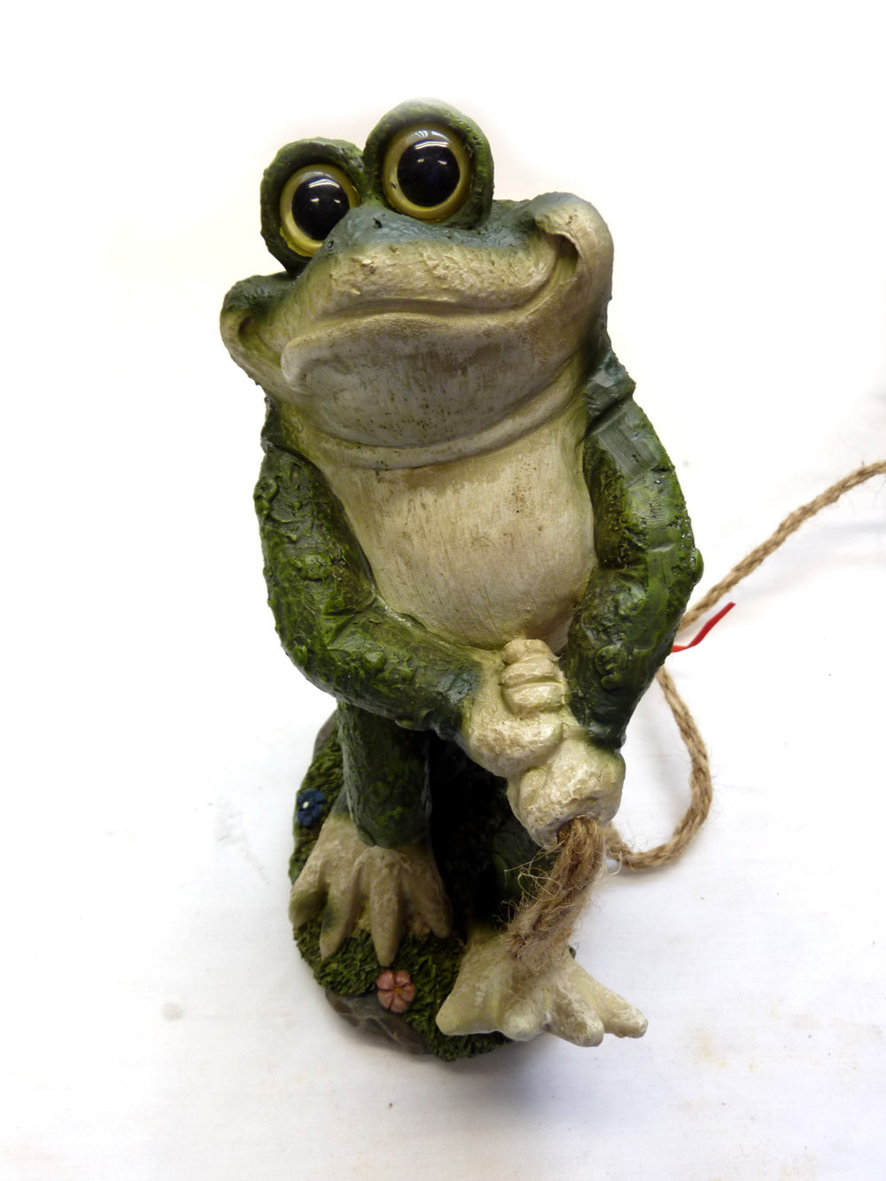 NEW Boxed Resin FROGS for the Pond/Garden/Lawn Set of 3 Jumping Rope/Tug of War