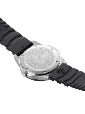 Pre-owned Luminox Xs.3121 Pacific Diver Mens Watch 44mm 20atm
