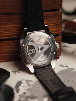 Pre-owned Avi-8 Av-4100-02 Hawker Hunter Dual Time