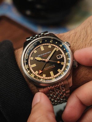 Pre-owned Spinnaker Sp-5121-22 Mens Watch Bradner Gmt Automatic 42mm 18atm