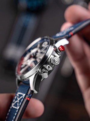 Pre-owned Avi-8 Av-4056-09 Hawker Harrier Dual Retrograde
