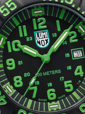 Pre-owned Luminox X2.2067 Sea Lion Mens Watch 44mm 10atm