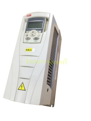 Ein Gebraucht ABB Wechselrichter ACS550-01-03A3-4 1.1KW 0.75KW 380V