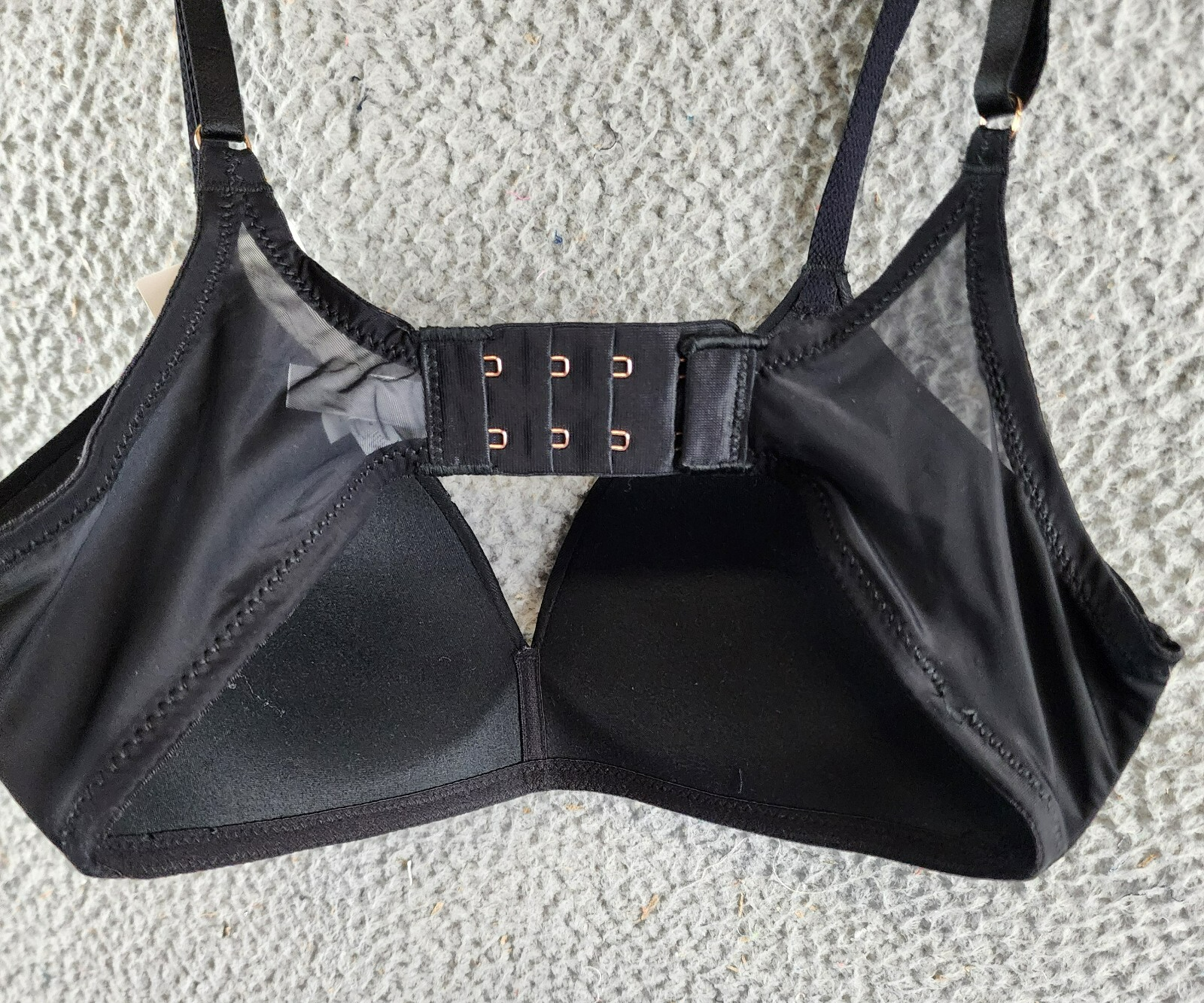 Le Mystère Sheer Seduction Wireless Bra Women's 32C Black Hook & Eye Closure - Picture 12 of 13