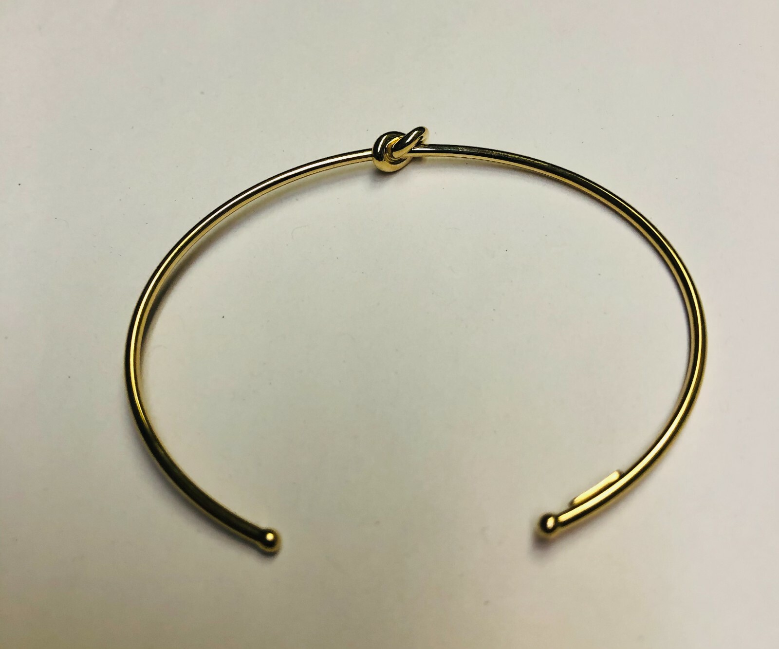 Pre-owned R C I 14k Yellow Gold Slip-on Polished Love Knot Bangle In No Stone