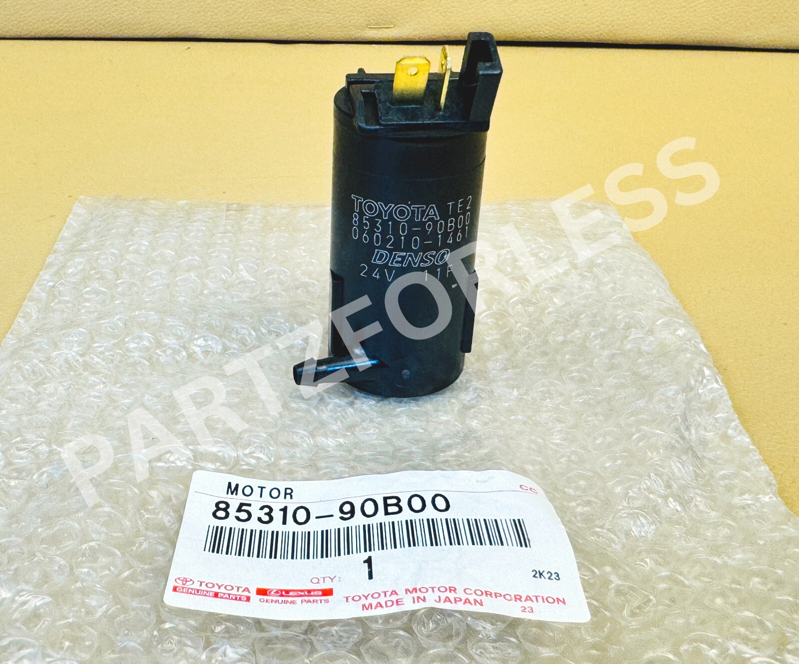 85310-90B00 TOYOTA GENUINE MOTOR AND PUMP ASSY, WINDSHIELD
