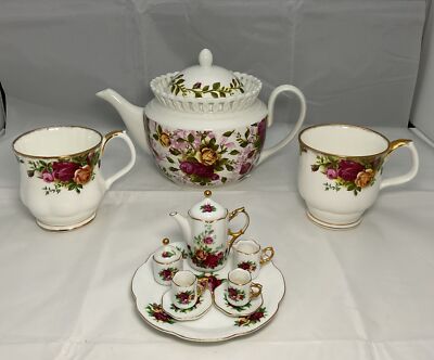 Royal Albert Old Country Roses Pierced Porcelain Teapot NEW & 2 Mugs