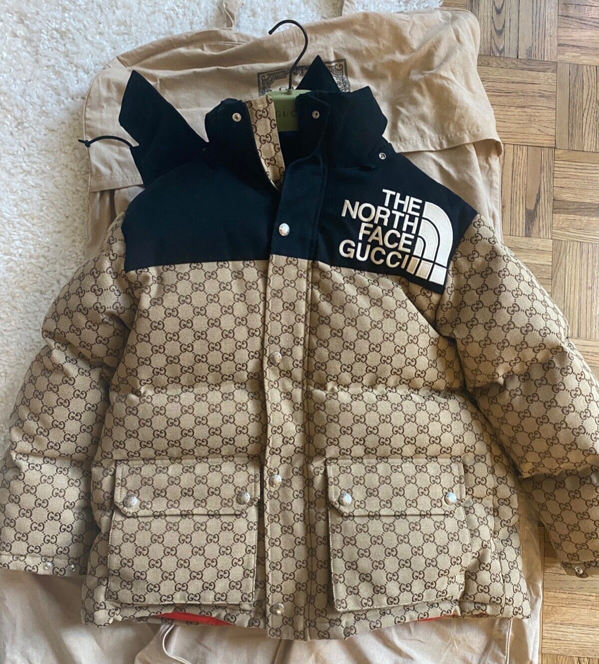 The North Face x Gucci Padded Jacket (XS) Brand New With The North Face x Gucci Padded Jacket (XS) Brand New With