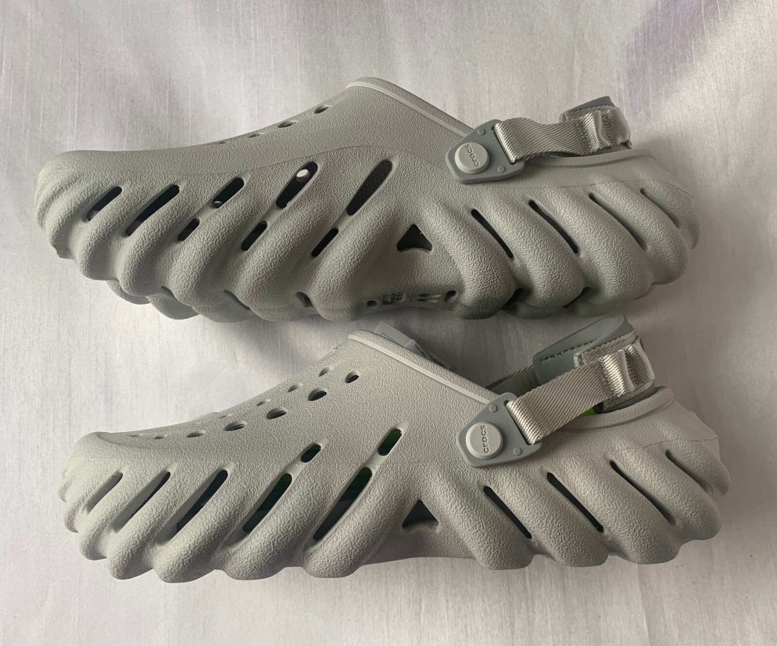 Crocs Echo Clog US Men's Size-4, 9 (207937-1FT) Atmosphere Crocs Echo Clog US Men's Size-4, 9 (207937-1FT) Atmosphere