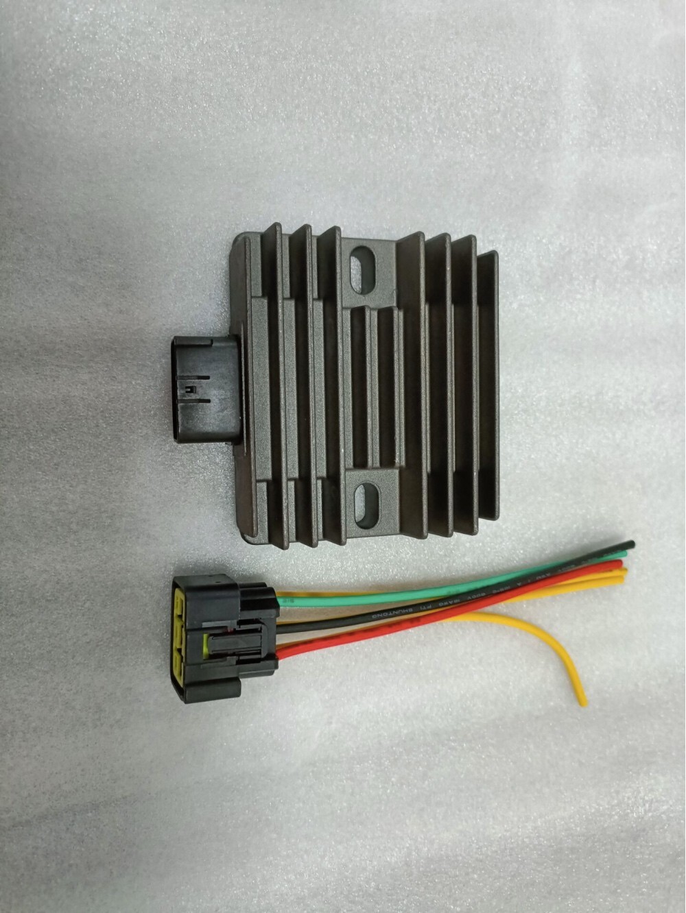 Regulator Rectifier Voltage + Plug for Kawasaki Z250 ER250C