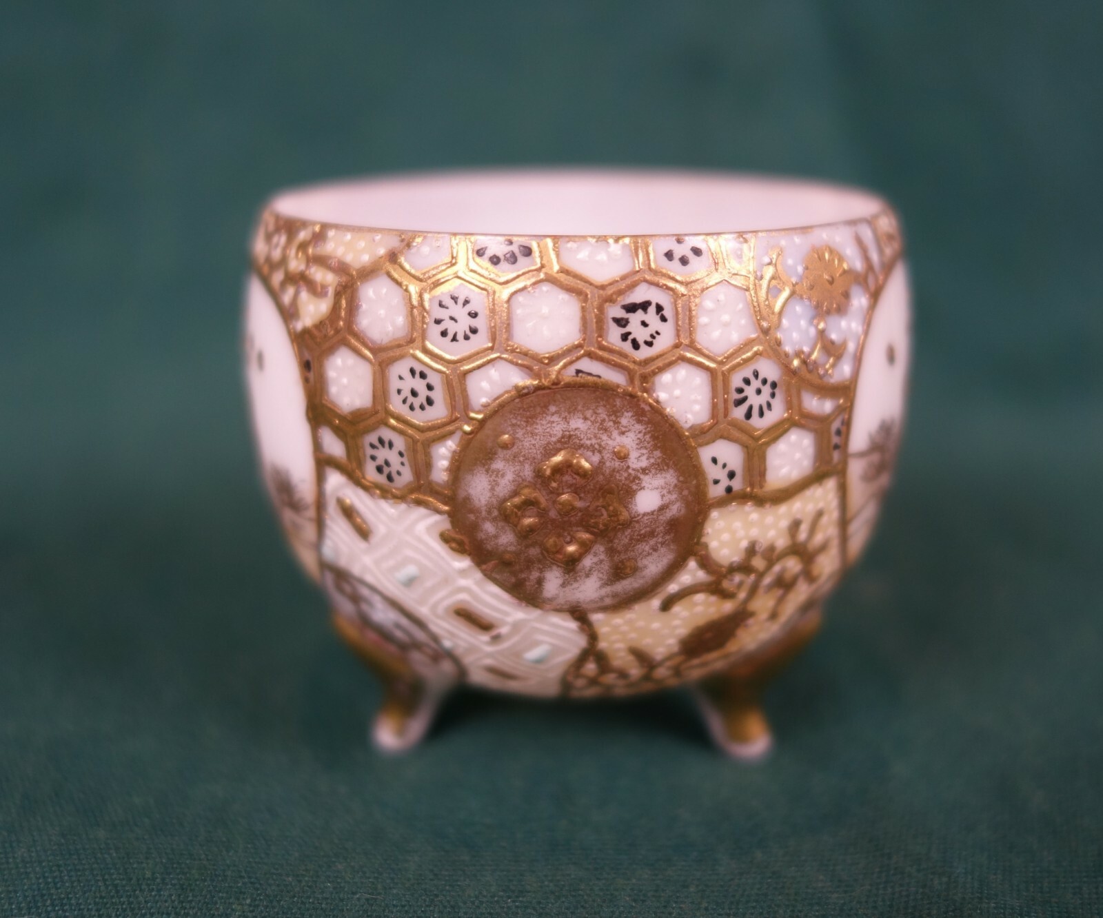 Antique Hand Painted Gold Gilt Japanese Porcelain Tea Cup Monk Scene Marked