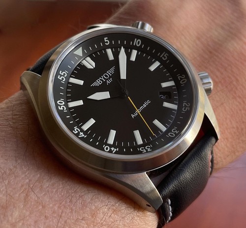 Pre-owned Byop Navtimer Pilot Watch Seiko Automatic Sapphire Swiss C3 Lume