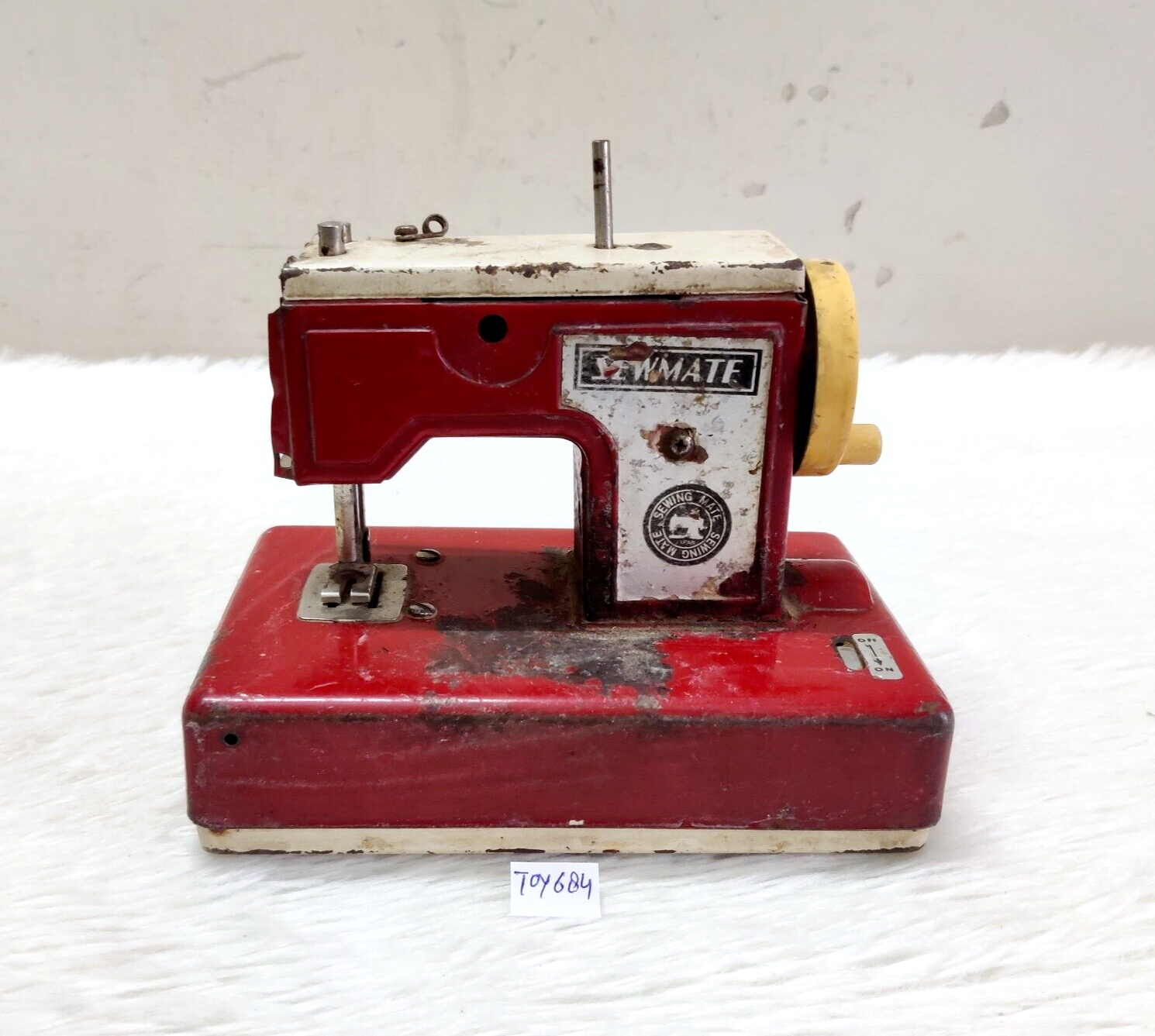 Vintage Sewmate Sewing Machine Battery Operated CK TM Tin