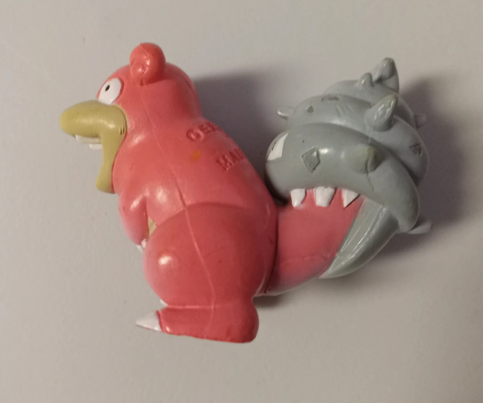 Slowpoke & Slowbro Pokemon Battle Figures w/ Battle Discs CGTSJ (Tomy, 1999)