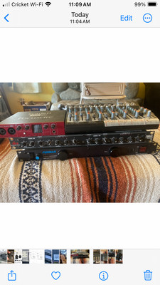 behringer mixer focusrite scarlet io furman power supply dBx 266 compressor
